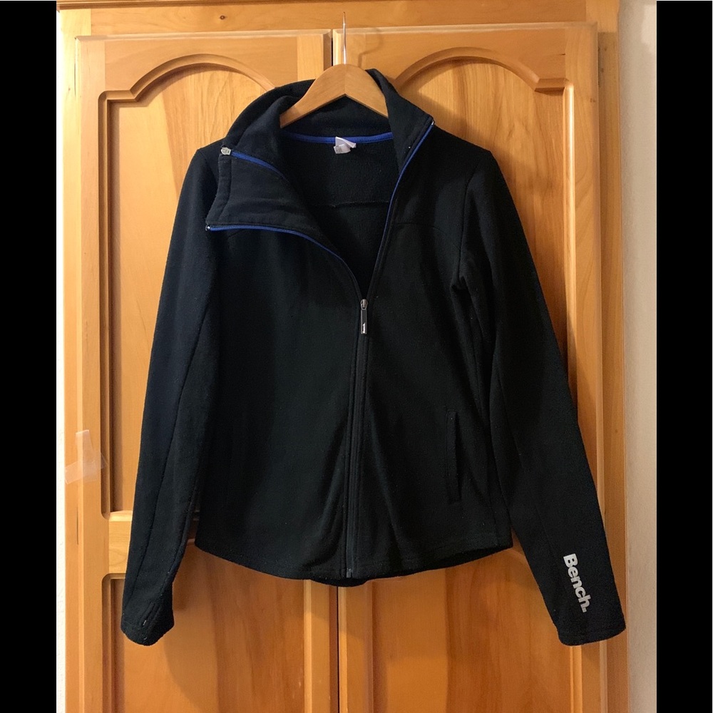 Bench Jacket - Picture 2 of 11